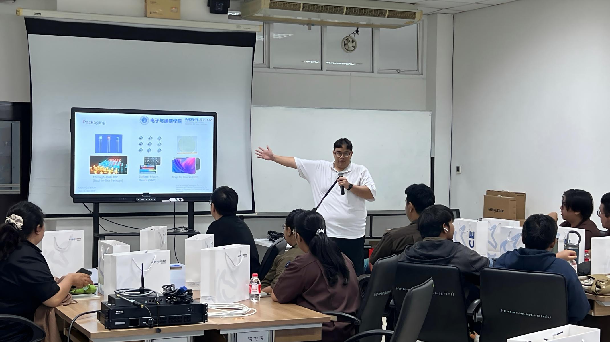 ee9a076e-5c42-46af-b2e8-a2e06594d1b7