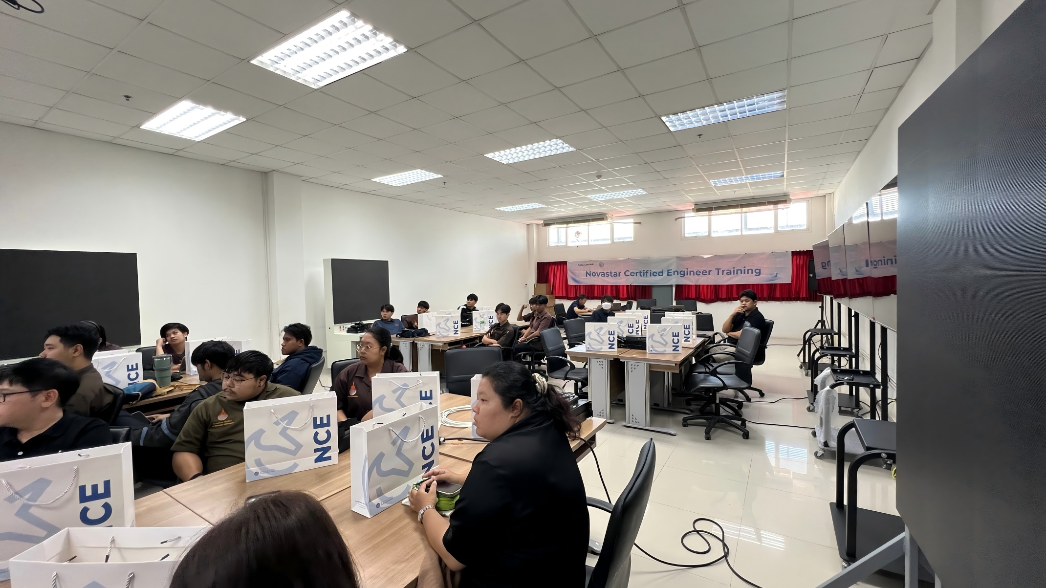 8bfc07a6-4ba1-4f2a-9957-285b7a7bd2fa